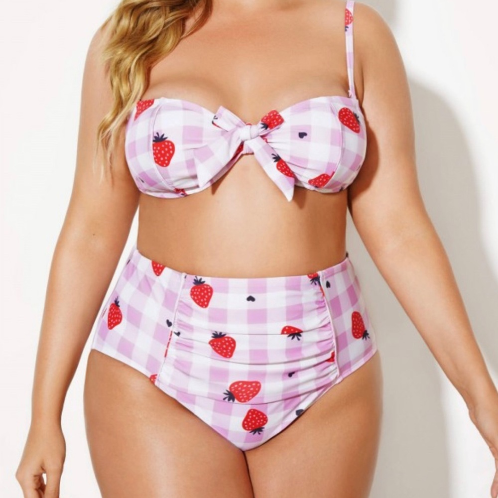 NWT Strawberry Pattern Underwire High Waist Bikini Set